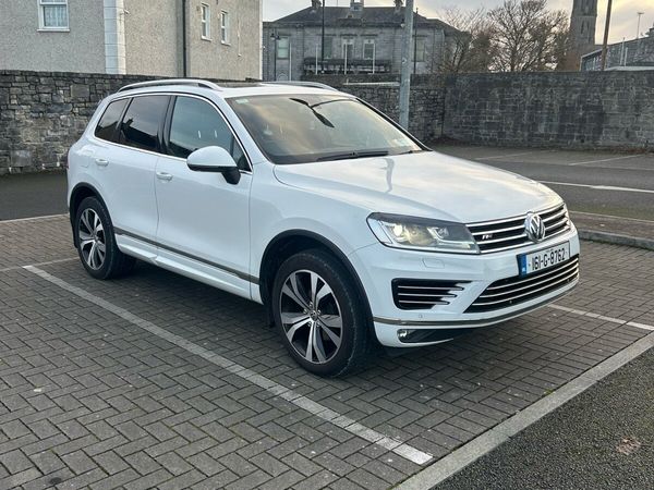 Volkswagen Touareg SUV, Diesel, 2016, White