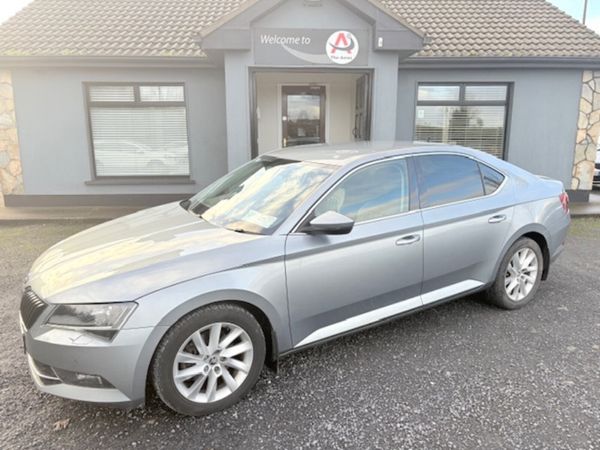 Skoda Superb Saloon, Diesel, 2016, Grey