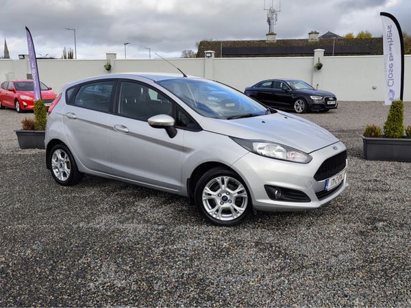 Ford Fiesta Hatchback, Diesel, 2017, Grey
