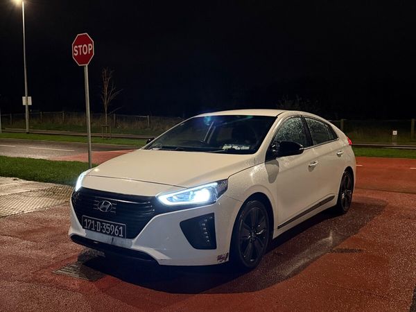 Hyundai IONIQ Hatchback, Petrol Hybrid, 2017, White