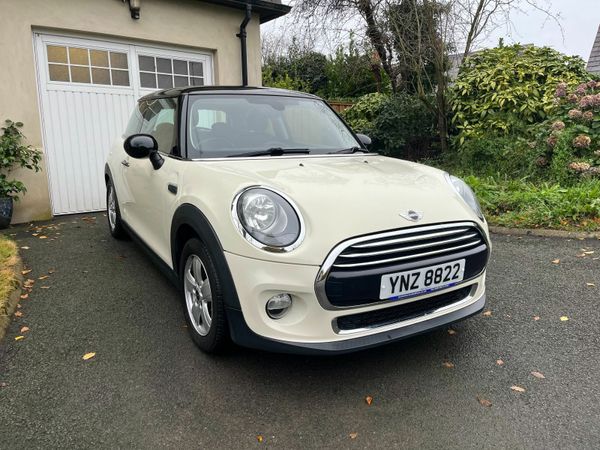 Mini Cooper Hatchback, Petrol, 2014, White