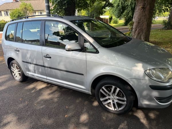 Volkswagen Touran MPV, Petrol, 2007, Silver