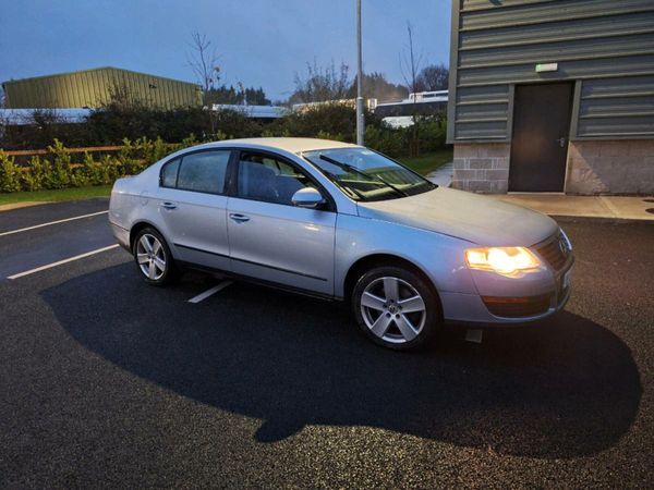 Volkswagen Passat Saloon, Diesel, 2008, Blue