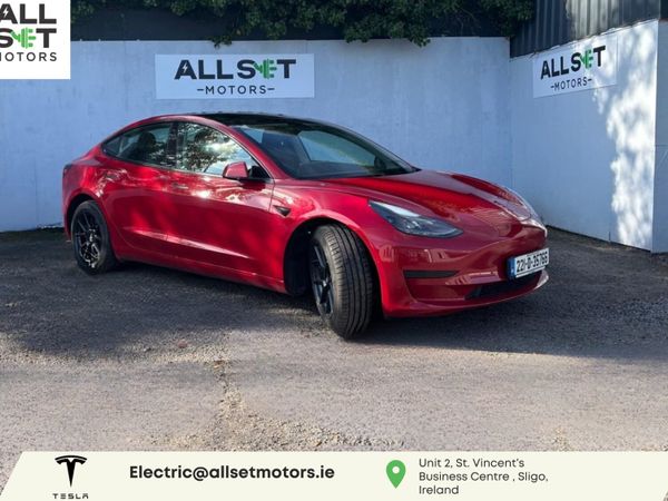 Tesla Model 3 Saloon, Electric, 2022, Red