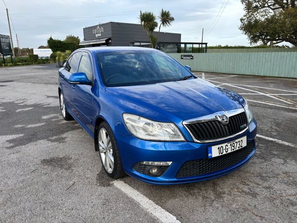 Skoda Octavia Hatchback, Diesel, 2010, Blue