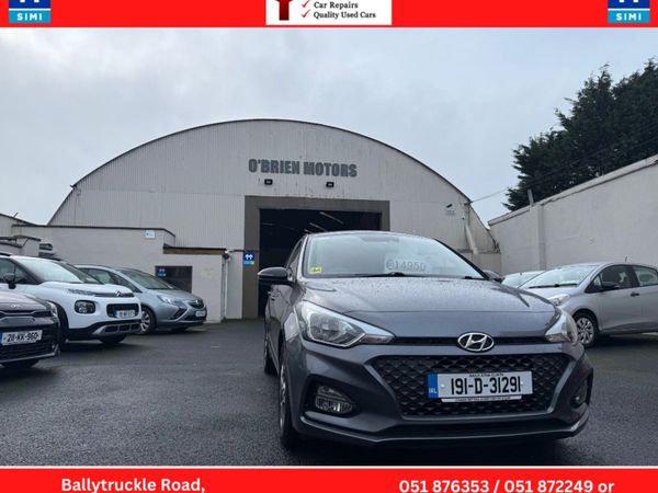 Hyundai i20 Hatchback, Petrol, 2019, Grey