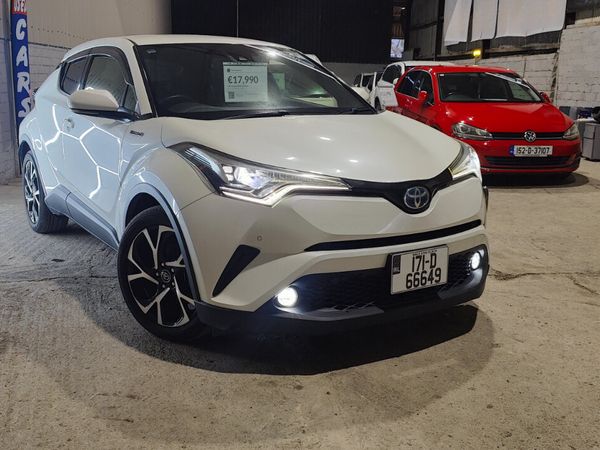 Toyota C-HR SUV, Petrol Hybrid, 2017, White