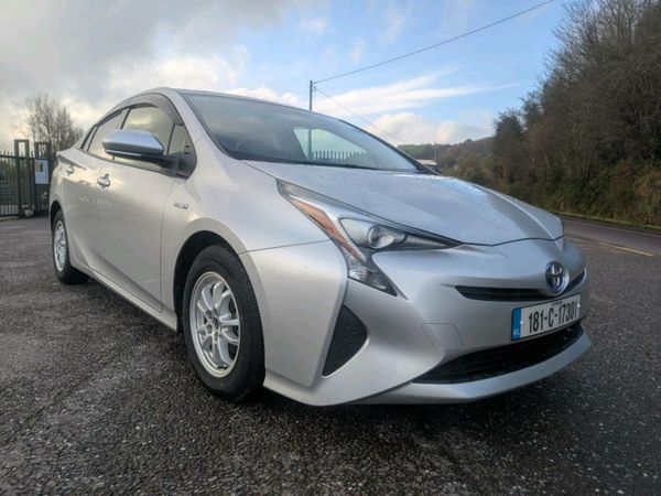 Toyota Prius Hatchback, Petrol Hybrid, 2018, Silver