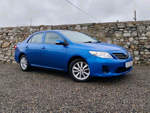 Toyota Corolla Saloon, Diesel, 2012, Blue
