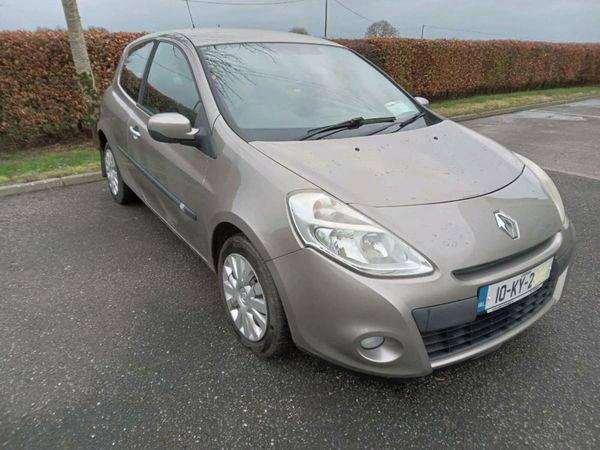 Renault Clio Hatchback, Ethanol Petrol, 2010, Gold