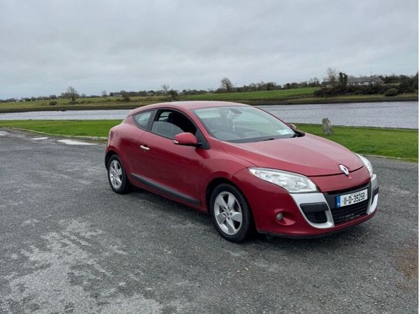 Renault Megane Coupe, Diesel, 2011, Red