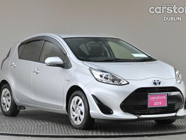 Toyota Aqua Hatchback, Petrol Hybrid, 2019, 