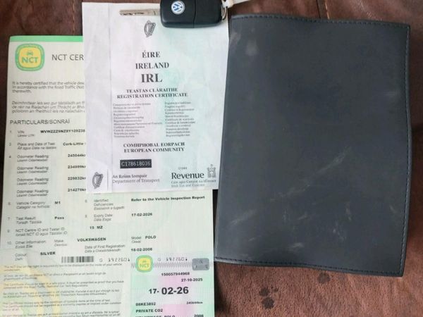 Volkswagen Polo Hatchback, Petrol, 2008, Silver