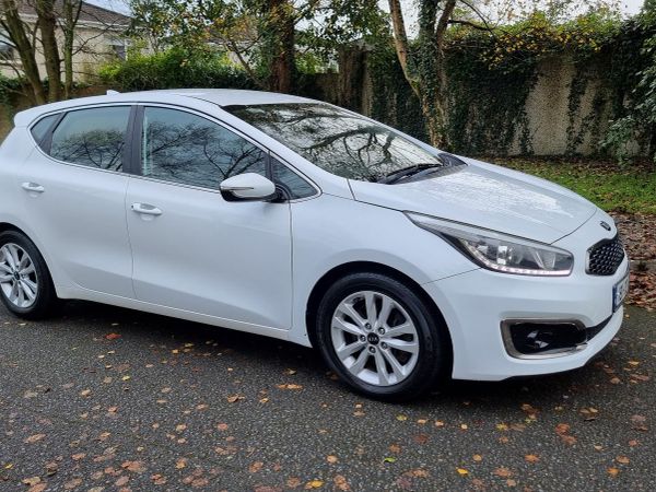 Kia Ceed Hatchback, Diesel, 2018, White