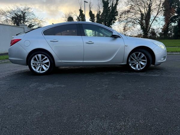 Opel Insignia MPV, Diesel, 2012, Silver