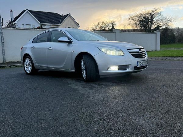 Opel Insignia MPV, Diesel, 2012, Silver