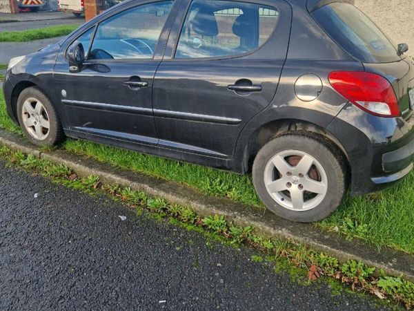 Peugeot 207 Hatchback, Petrol, 2011, Black