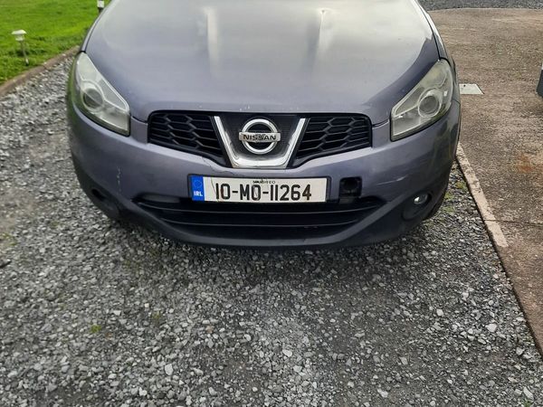 Nissan Qashqai Hatchback, Diesel, 2010, Grey