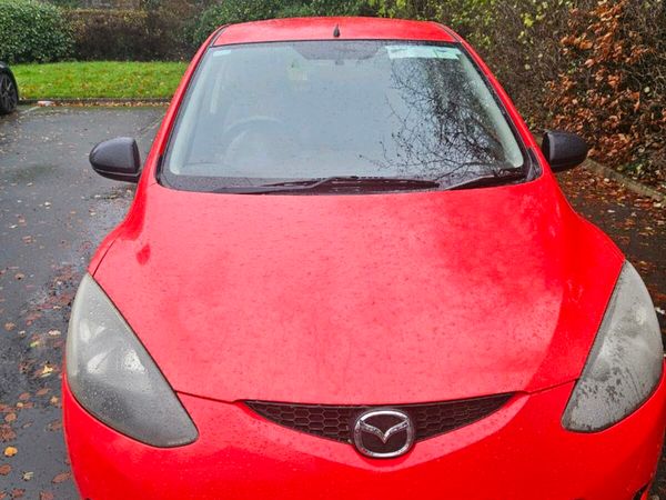 Mazda Mazda2 Hatchback, Petrol, 2008, Red