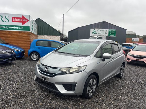Honda Fit Hatchback, Petrol Hybrid, 2015, Silver