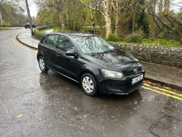 Volkswagen Polo Hatchback, Diesel, 2011, Black
