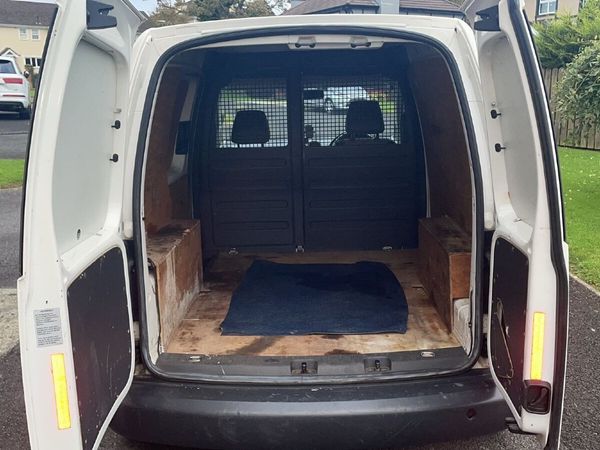 Volkswagen Caddy Van, Diesel, 2011, White