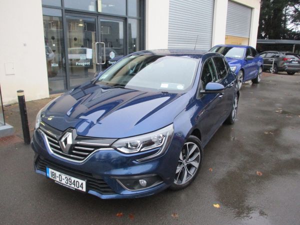 Renault Megane Hatchback, Diesel, 2018, Blue