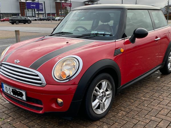 Mini Cooper Hatchback, Diesel, 2010, Red