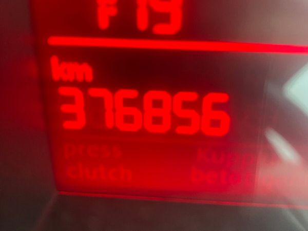 Volkswagen Passat Saloon, Diesel, 2008, Black