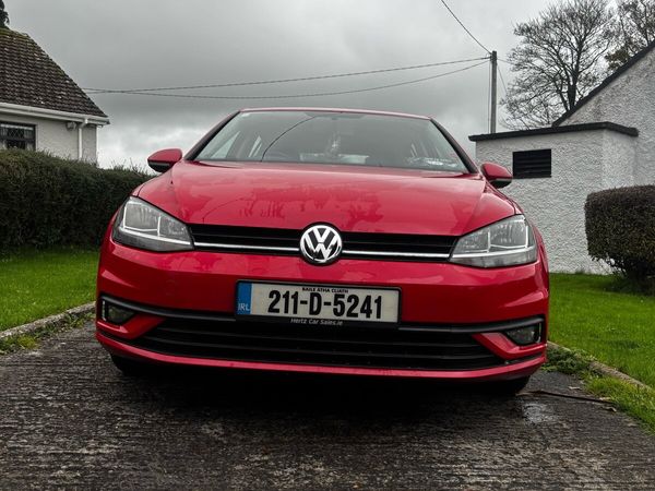 Volkswagen Golf Estate, Diesel, 2021, Red