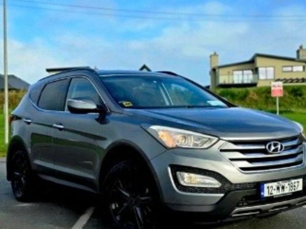 Hyundai Santa Fe SUV, Diesel, 2012, Silver