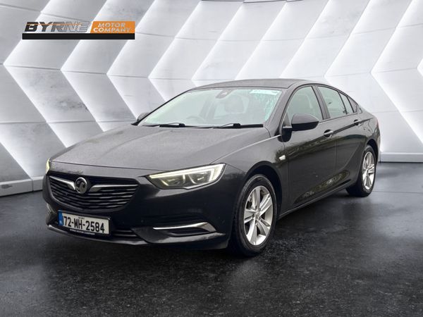 Opel Insignia Hatchback, Diesel, 2017, Black