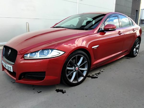 Jaguar XF Saloon, Diesel, 2015, Red