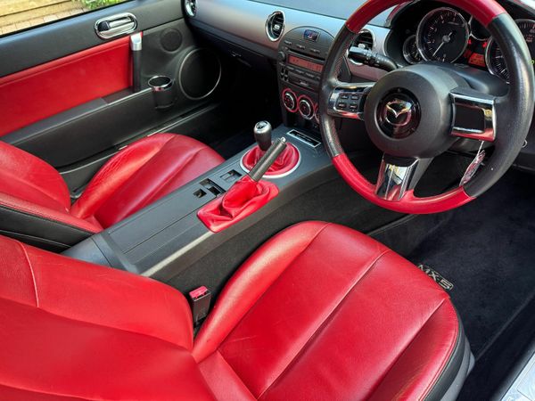 Mazda MX-5 Coupe, Petrol, 2005, Red