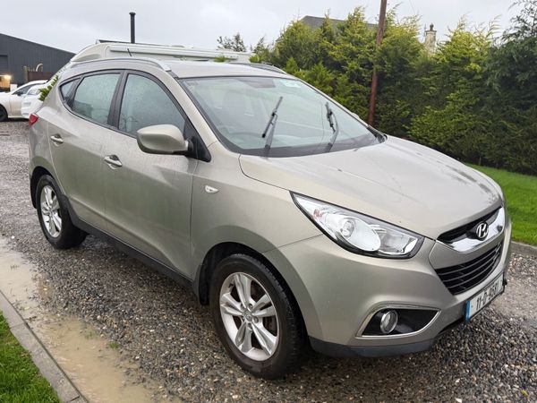 Hyundai ix35 SUV, Diesel, 2011, Silver