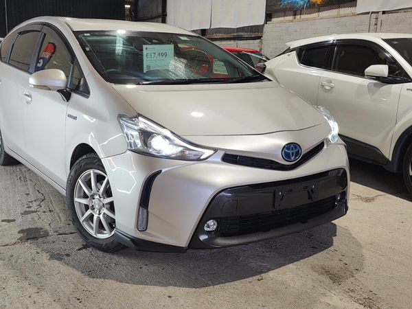 Toyota Prius MPV, Petrol Hybrid, 2018, Silver