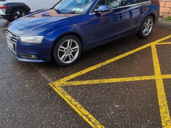 Audi A4 Saloon, Diesel, 2015, Blue