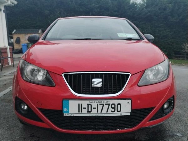 SEAT Ibiza MPV, Petrol, 2011, Red
