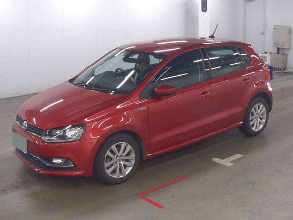 Volkswagen Polo Hatchback, Petrol, 2016, Red