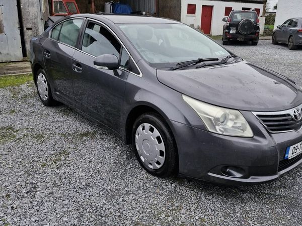 Toyota Avensis Saloon, Diesel, 2009, Grey