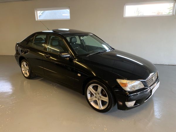 Lexus IS Saloon, Petrol, 1999, Black