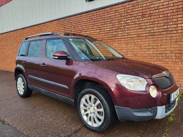 Skoda Yeti SUV, Diesel, 2010, Red