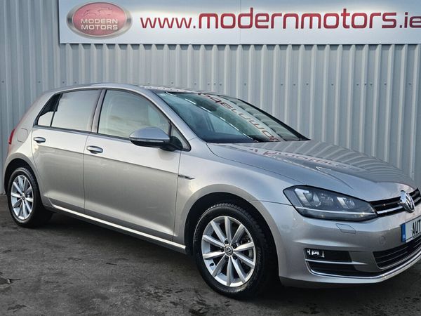 Volkswagen Golf Hatchback, Petrol, 2015, Grey
