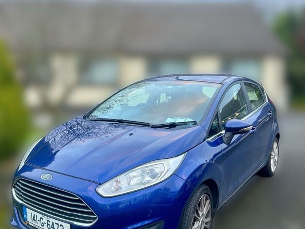 Ford Fiesta Hatchback, Petrol, 2014, Blue