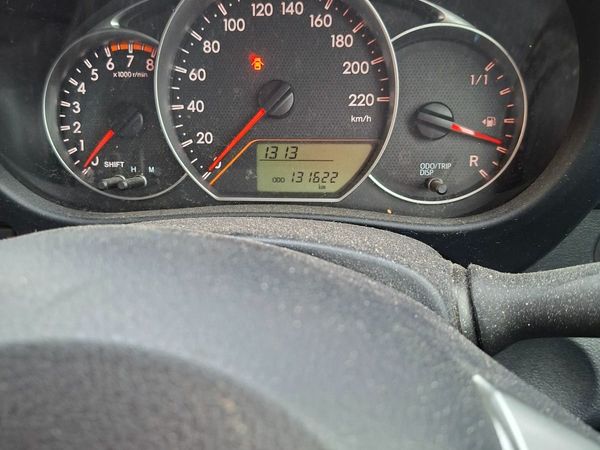 Toyota Verso-S MPV, Petrol, 2014, Silver