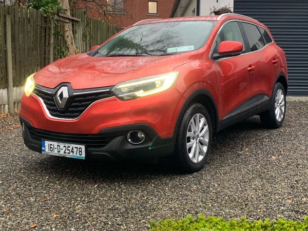 Renault Kadjar SUV, Diesel, 2016, Red