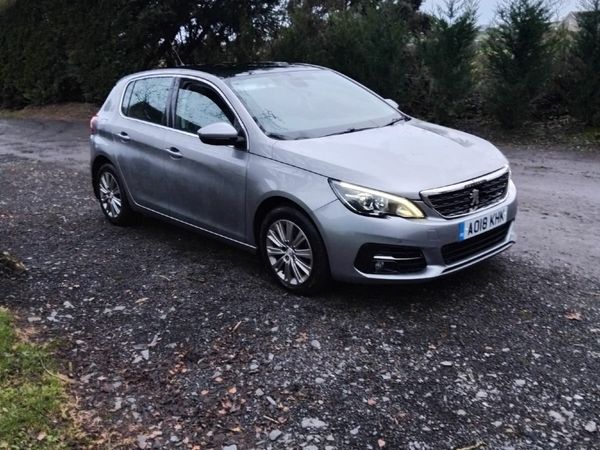 Peugeot 308 Hatchback, Diesel, 2018, Grey