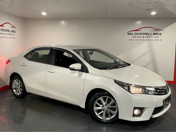 Toyota Corolla Saloon, Diesel, 2016, White