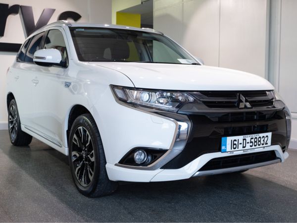 Mitsubishi Outlander Estate, Petrol Hybrid, 2016, White