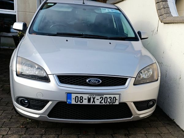 Ford Focus Hatchback, Petrol, 2008, Silver